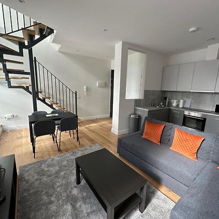 Winchester Street Apartments By Urban Abode Basingstoke Bagian luar foto