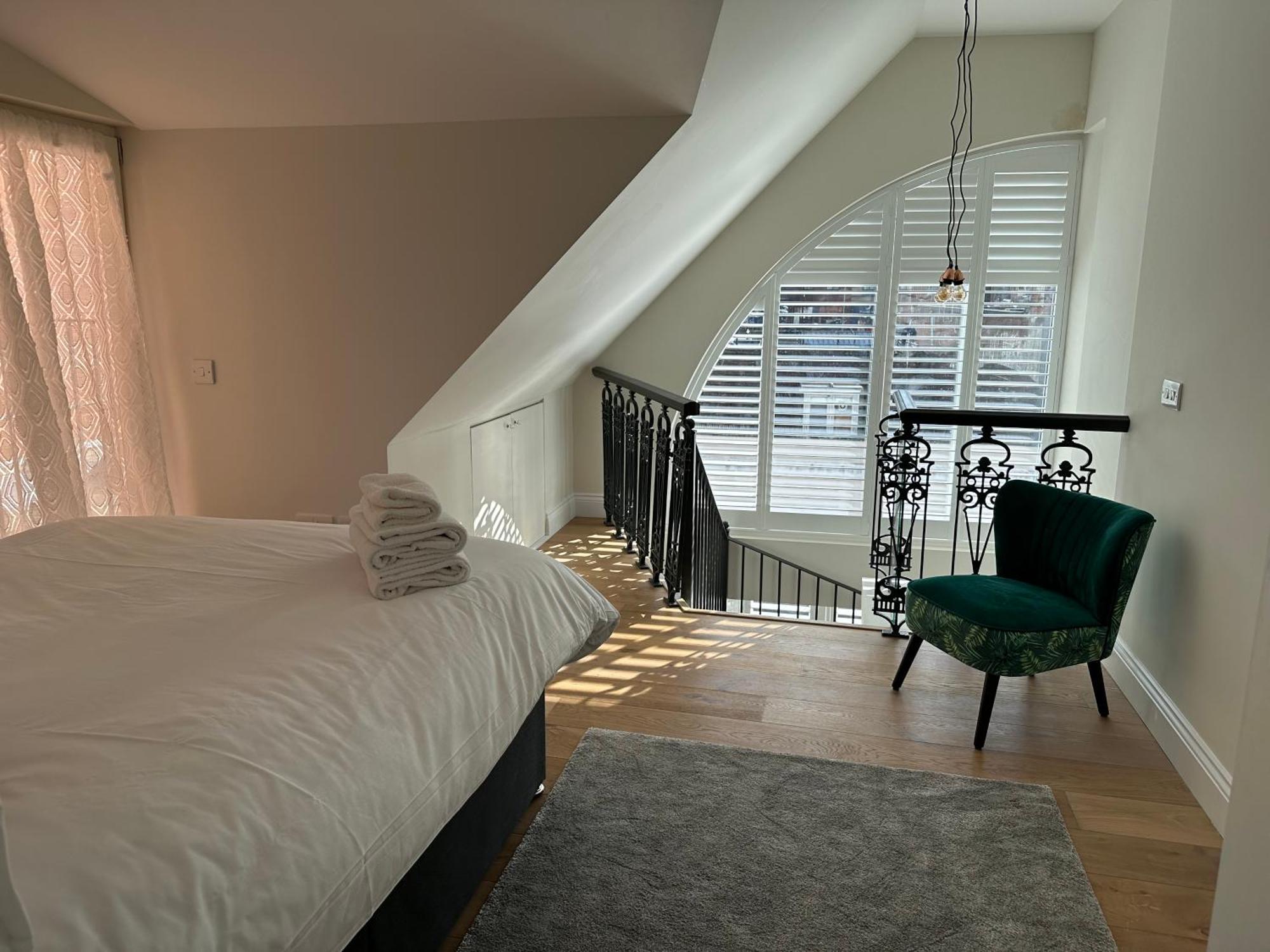 Winchester Street Apartments By Urban Abode Basingstoke Bagian luar foto
