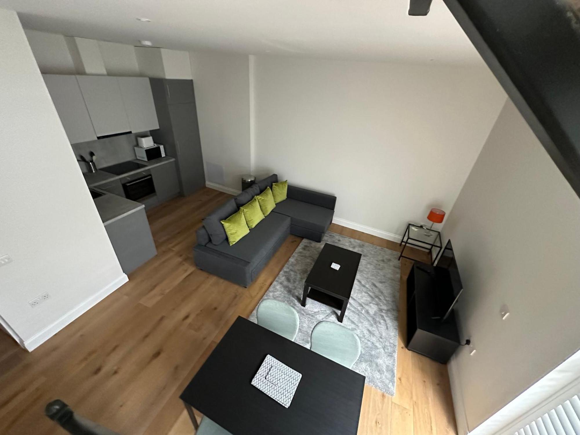 Winchester Street Apartments By Urban Abode Basingstoke Bagian luar foto